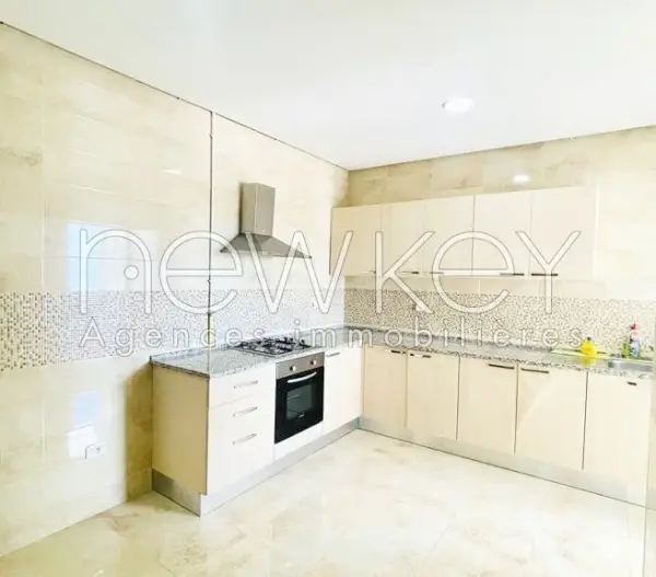 Appartement S4 à vendre à La Soukra - 1