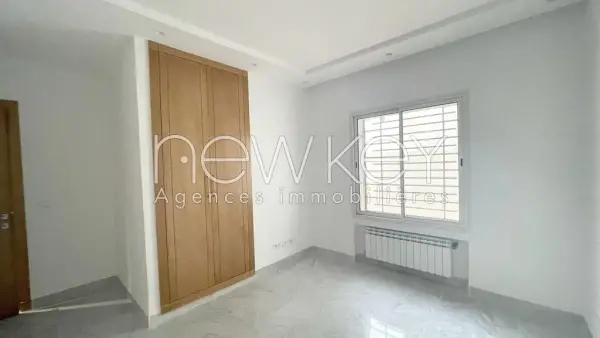 Superbe Appartement Neuf S2 avec terrasse à La Soukra - 4