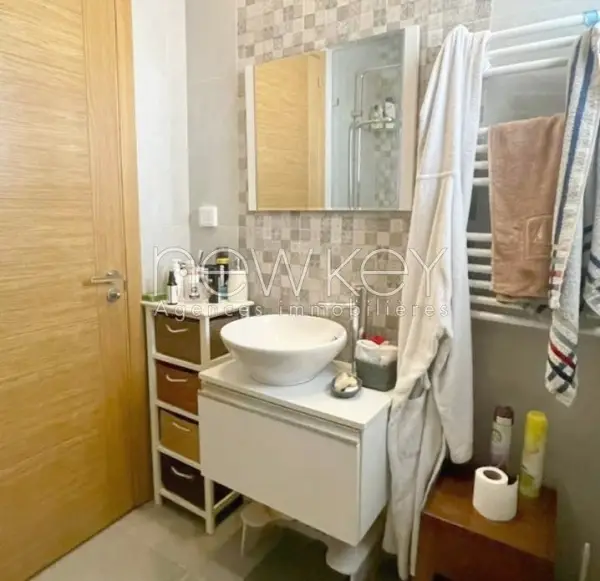Coquet Appartement S1 avec piscine à La Soukra - 4
