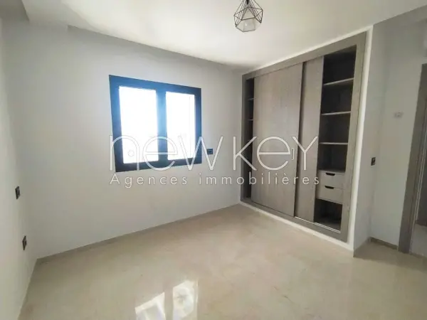 Un Appartement S2 Neuf à vendre à La Soukra - 2