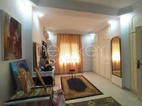 Une Villa jumelée S+4 à vendre à La Soukra - 2
