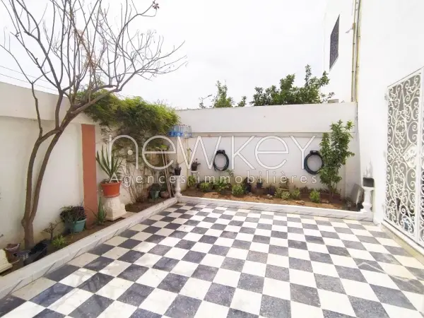 Une Villa jumelée S+4 à vendre à La Soukra - 5