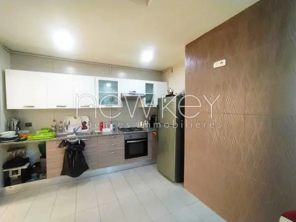 Un Appartement S3 avec jardin à vendre à La Soukra - 2