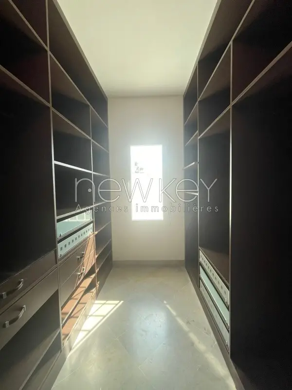 villa s+4 à Gammarth avec piscine - 6
