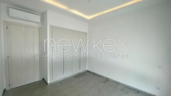Appartement s1 neuf à La Soukra - 2