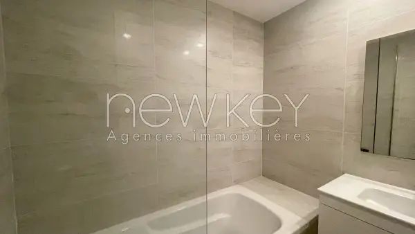 Appartement s1 neuf à La Soukra - 3