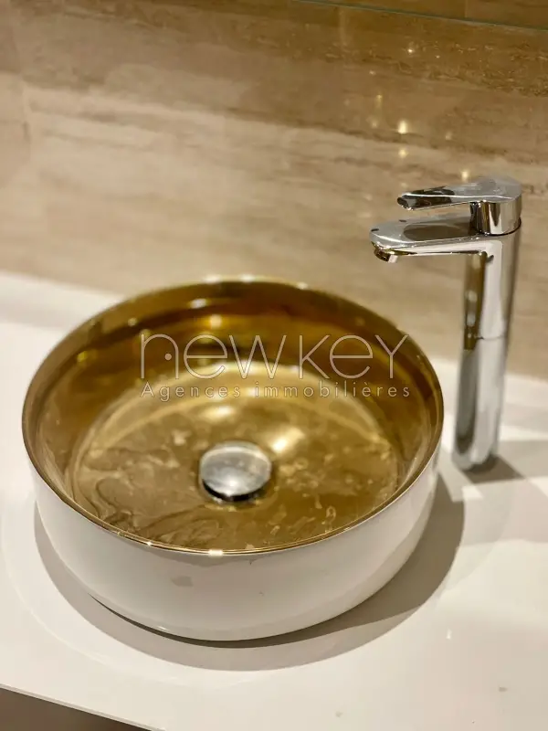 Penthouse Neuf avec piscine à vendre aux jardins de Carthage - 10