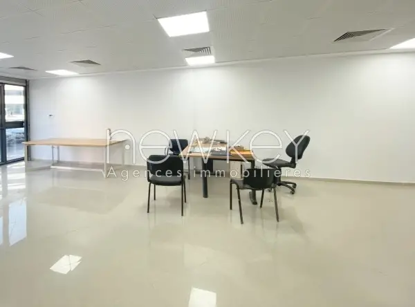 Un local commercial à vendre au centre Urbain Nord - 1