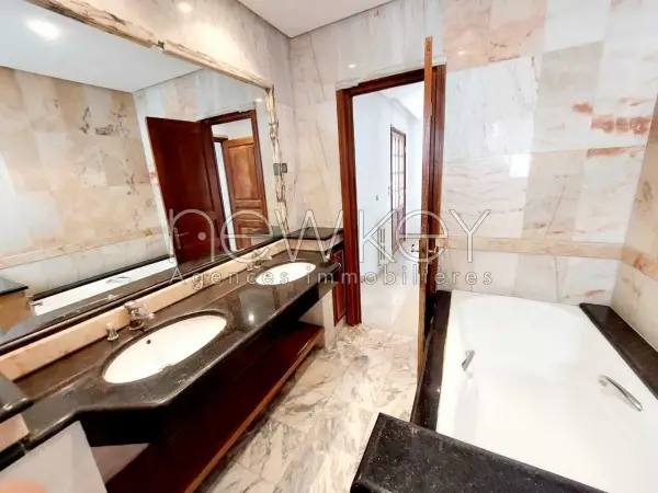 villa s+4 à Gammarth - 16