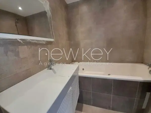Bel Appartement S+1 à vendre à La Soukra - 3