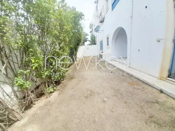 Appartement S+3 avec jardin à Ain Zaghouan - 3