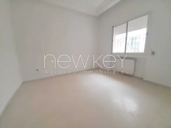 Appartement S+3 avec jardin à Ain Zaghouan - 2