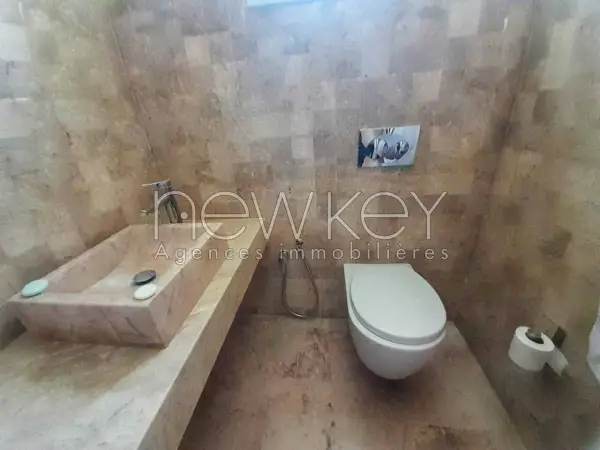 Superbe Appartement S3 À Louer Près De Carrefour - 7