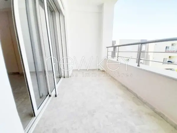 Superbe Appartement S3 À Louer Près De Carrefour - 1