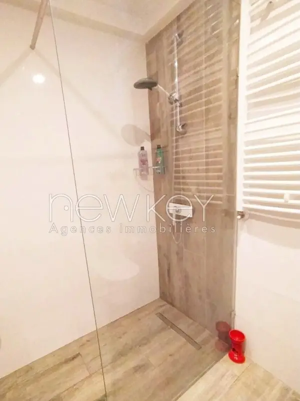 Bel Appartement S+1 Meublé à vendre à L'Aouina - 6