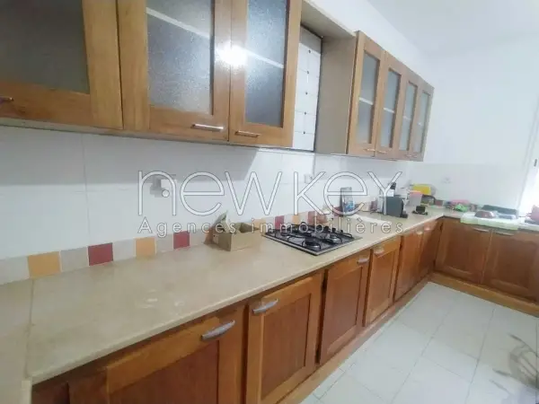 Superbe Villa S+3 avec jardin à La Soukra - 3