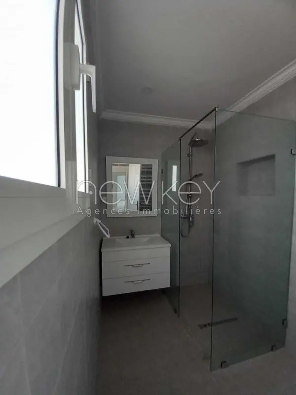 Appartement s+3 à Gammarth - 2