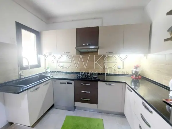 Appartement s+3 à la Marsa - 10