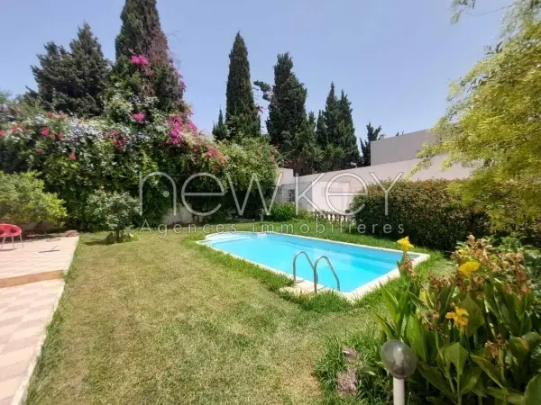 Rez De Chaussée de villa s+3 à la marsa - 1