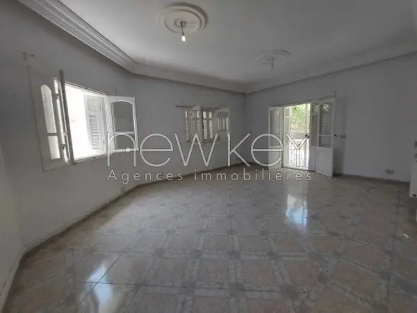 Rez De Chaussée de villa s+3 à la marsa - 4