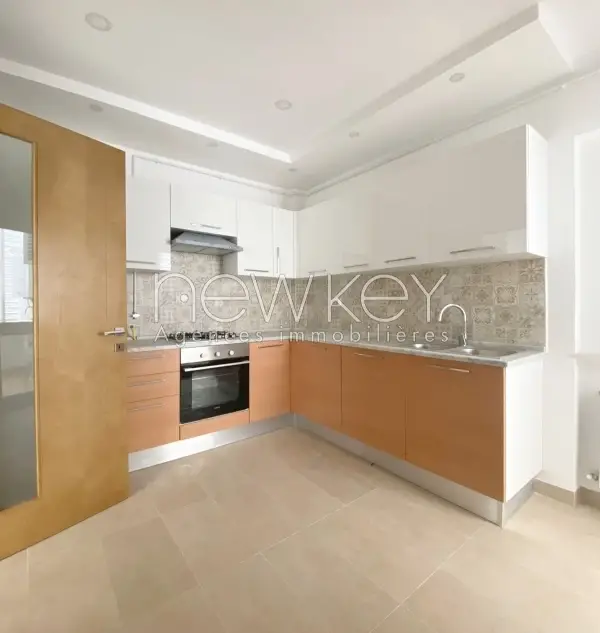 Superbe Appartement S+3 Jamais Habité à La Soukra - 1
