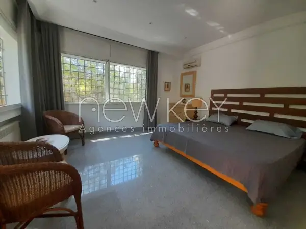 Appartement S+1 avec terrasse bien meublé à Ain Zaghouan - 3