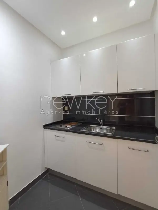 duplex s+3 meublé à la Marsa - 6
