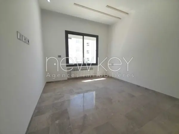 Appartement S+3 Neuf à Ain Zaghouan Nord - 4