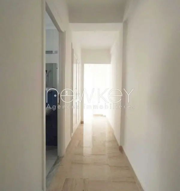 Un Appartement S+2 à vendre aux Jardins de L'Aouina - 4