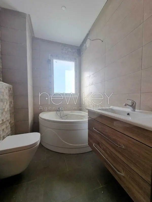 Appartement S+2 à la Marsa - 1