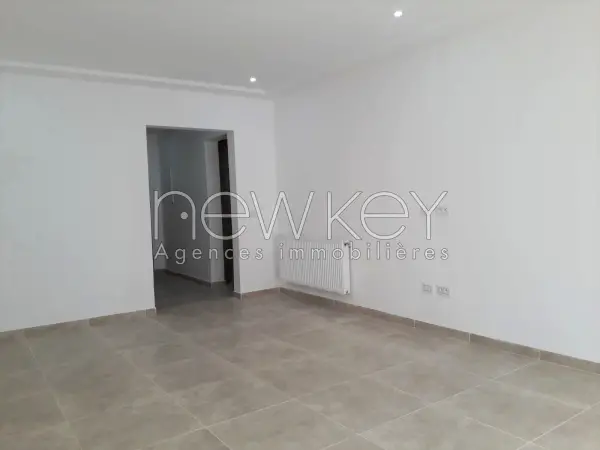 Appartement S+2 à louer à Gammarth - 9