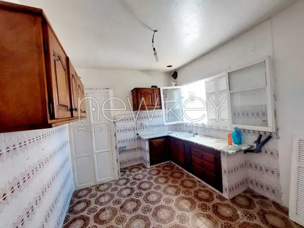 Etage de villa s5 à Marsa plage - 6