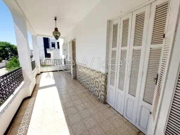 Etage de villa s5 à Marsa plage - 1