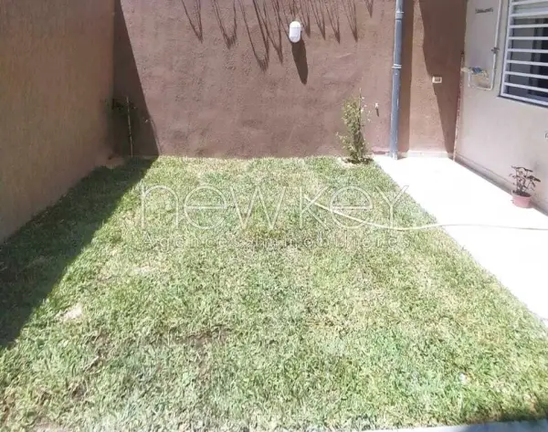 Un Rez-de-chaussée Neuf S+3 avec jardin à La Soukra - 3