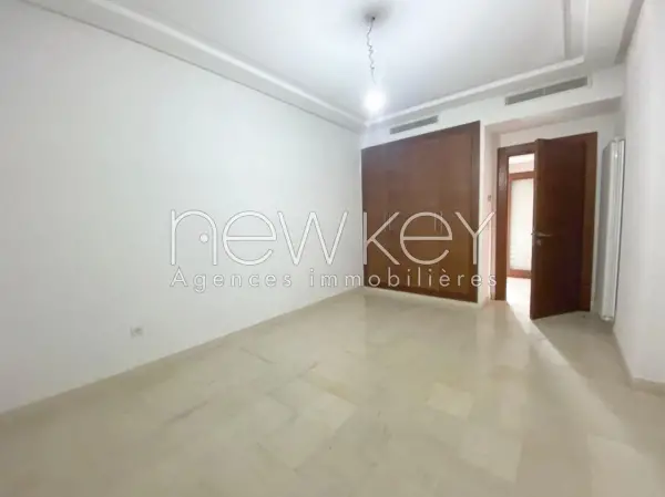 Appartement S+3 à Louer à La Soukra - 3