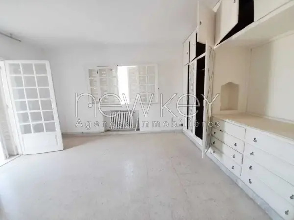 Grande villa avec piscine à louer à La Soukra - 8