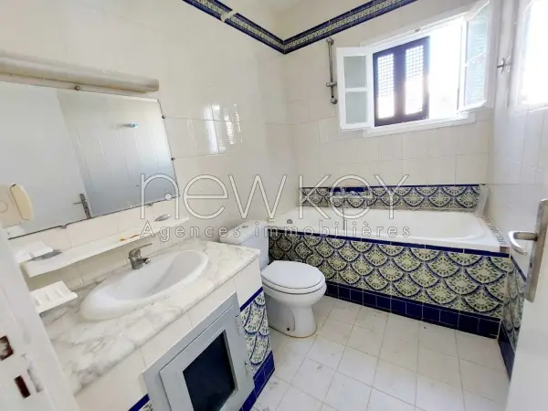 Villa jumelée S5 vide à la Marsa - 15