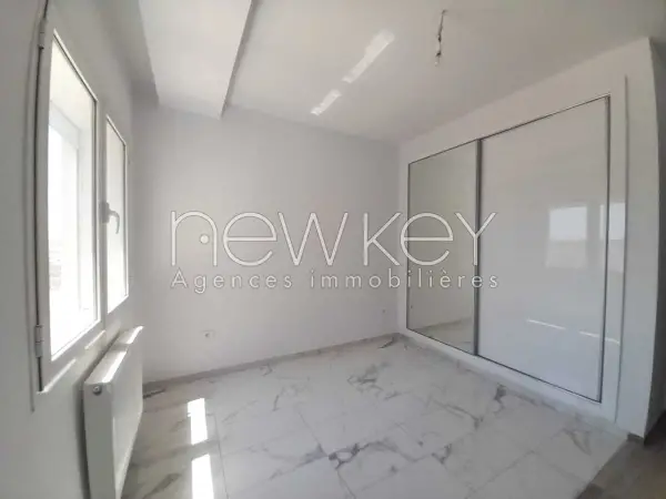 Appartement S+2 à vendre à Ain Zaghouan - 5