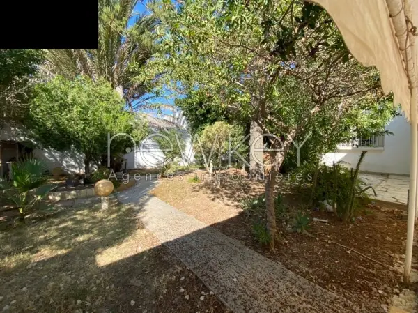 Splendide Villa S+5 avec piscine à La Soukra - 8