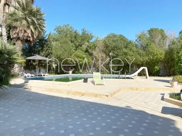 Splendide Villa S+5 avec piscine à La Soukra - 7