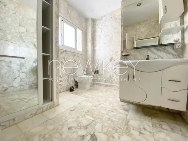 Splendide Villa S+5 avec piscine à La Soukra - 6