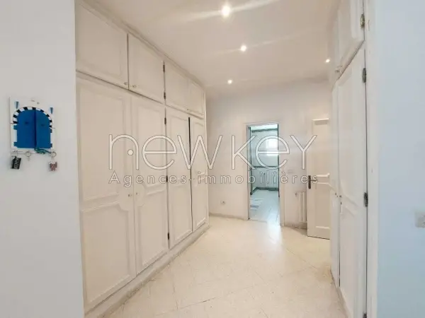 Etage de villa s3 Meublé à la Marsa plage - 9