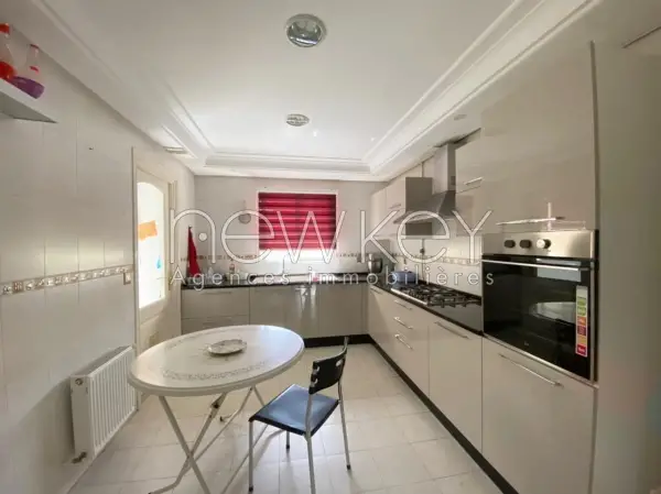 Appartement S+3 avec jardin à louer à La Soukra - 2
