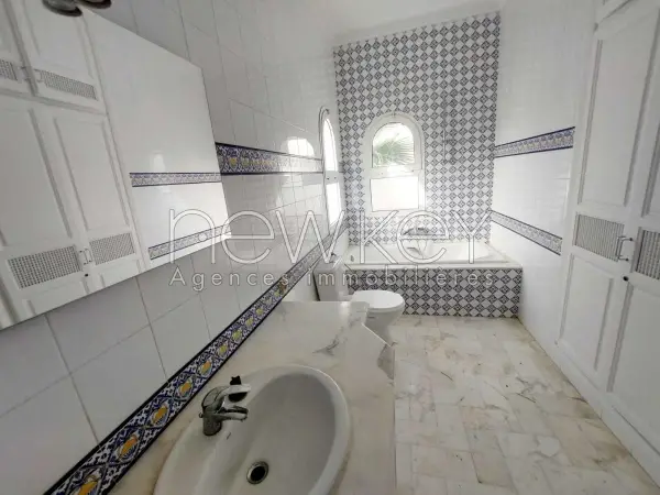 villa s+6 à Gammarth - 10