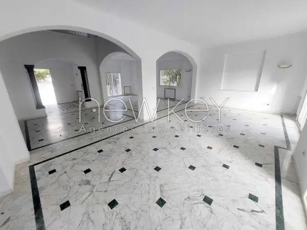 villa s+6 à Gammarth - 1
