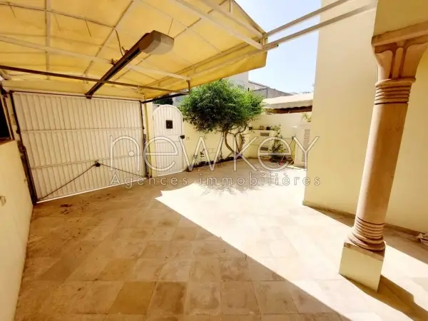 Duplex s+3 à la Marsa - 6