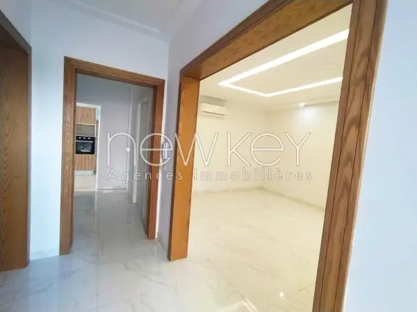 Un immeuble pour investissement à vendre à La Soukra - 2