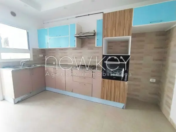 Un immeuble pour investissement à vendre à La Soukra - 3