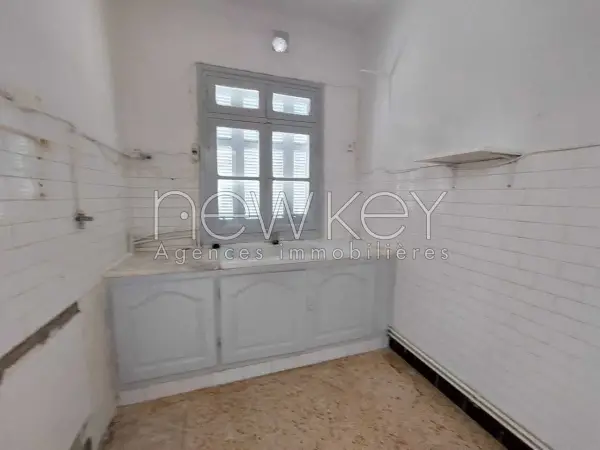 Etage de villa s+4 à la Marsa - 6