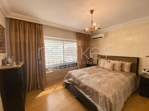 Une Belle Villa S+4 avec piscine à vendre à La Soukra - 6